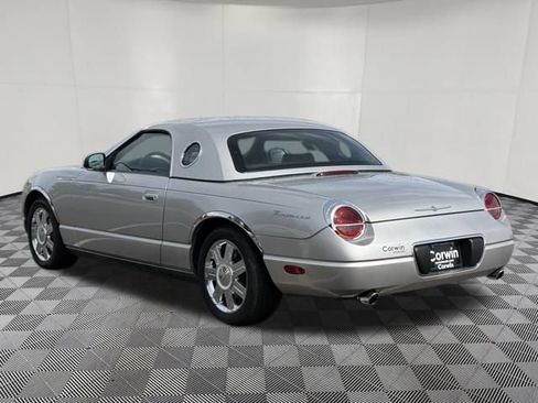 Used 2005 Ford Thunderbird RWD image 13