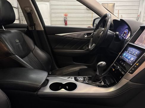 Used 2015 INFINITI Q50 Premium AWD/4WD image 28