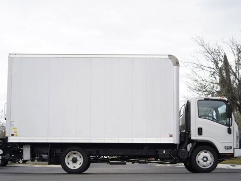 New 2025 Chevrolet Low Cab Forward 5500XG RWD image 7