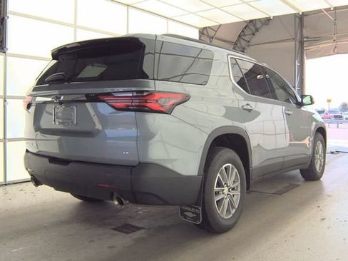 Used 2023 Chevrolet Traverse LT AWD/4WD image 5