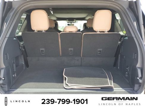 New 2026 Lincoln Navigator Black Label AWD/4WD image 22