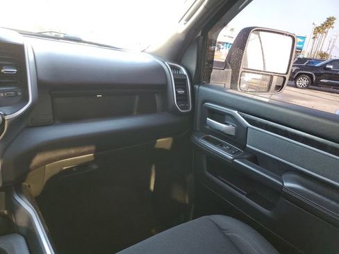 Used 2023 RAM 2500 Big Horn w/ Safety Group image 10