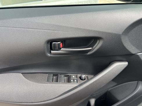 Used 2025 Toyota Corolla LE w/ LE Premium Package image 16