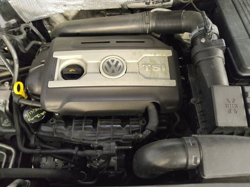 Used 2017 Volkswagen Tiguan Sport FWD image 30