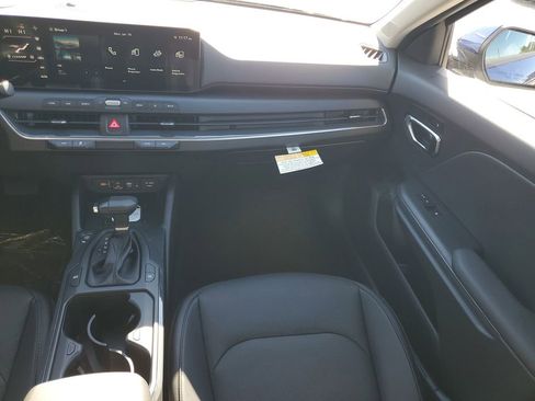 New 2026 Kia K4 EX image 25
