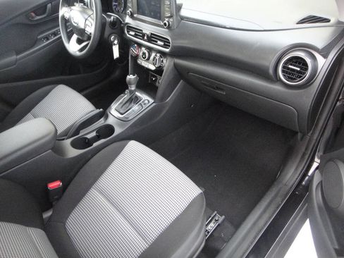 Used 2021 Hyundai Kona SE AWD/4WD image 13