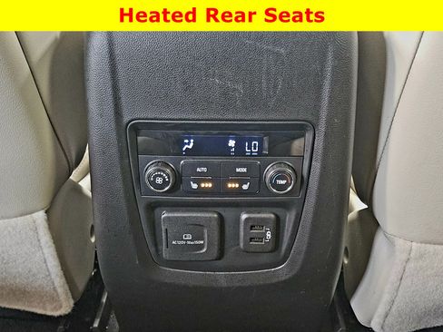 Used 2022 Buick Enclave Premium w/ Experience Buick Package image 34