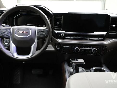 Used 2025 GMC Sierra 1500 SLT image 20