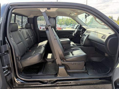 Used 2013 Chevrolet Silverado 1500 LTZ w/ LTZ Plus Package AWD/4WD image 10
