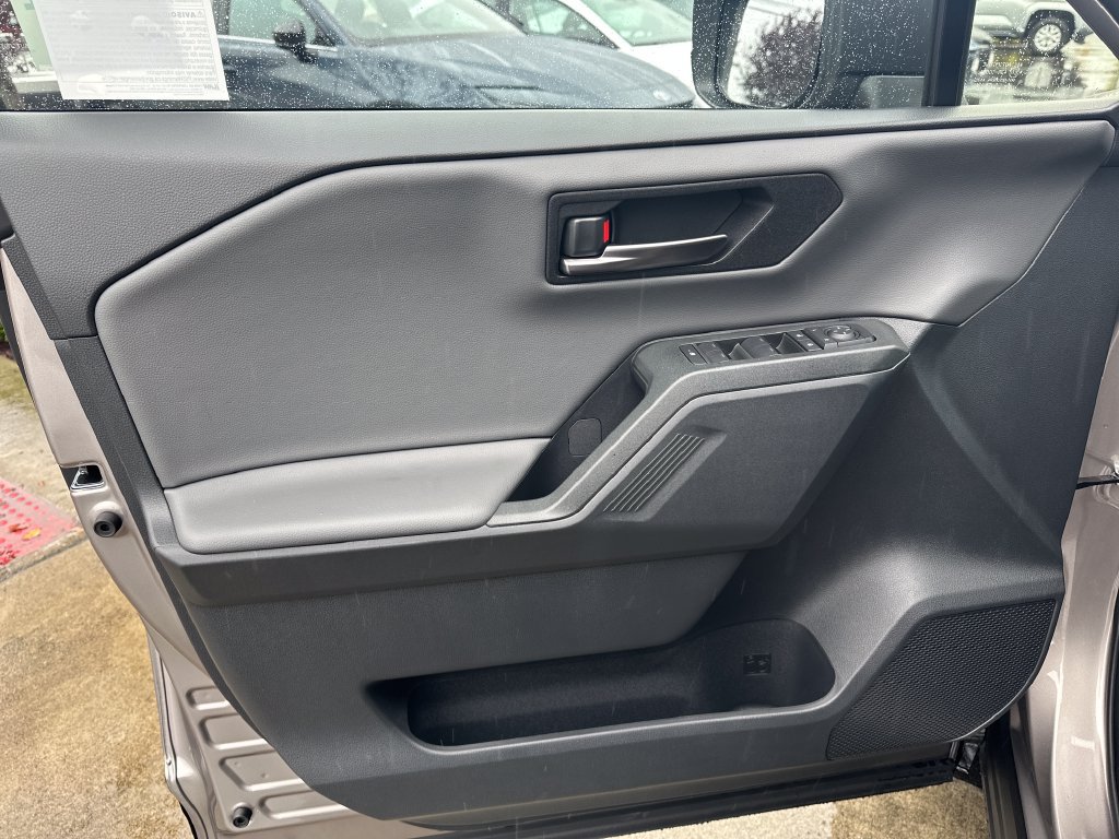 Used 2026 Toyota RAV4 SE AWD/4WD image 11
