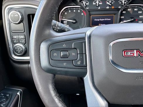 Used 2021 GMC Sierra 1500 SLT RWD image 12