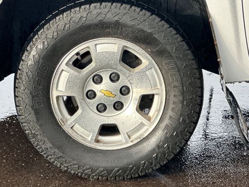 Used 2012 Chevrolet Silverado 1500 LT image 24