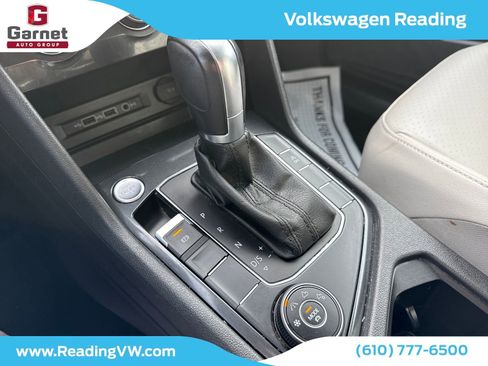 Used 2019 Volkswagen Tiguan SE image 14