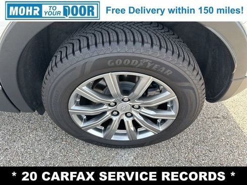 Used 2021 Cadillac XT4 Premium Luxury w/ Cold Weather Package image 11