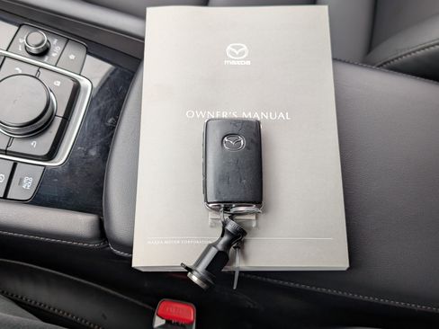 Used 2025 MAZDA MAZDA3 s image 32