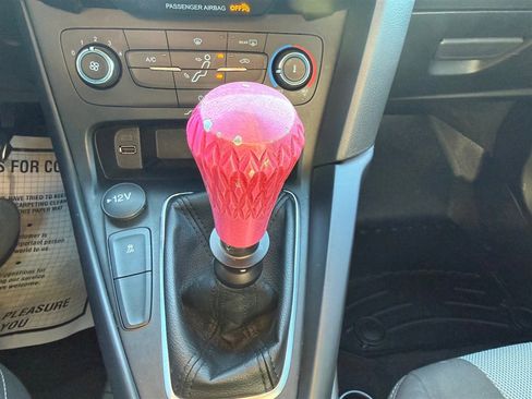 Used 2018 Ford Focus ST image 21