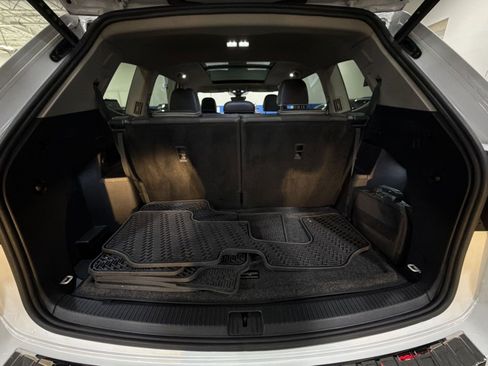 Used 2024 Volkswagen Atlas SEL Premium R-Line AWD/4WD image 24