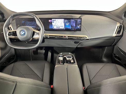 Certified 2022 BMW iX xDrive50 w/ Premium Package AWD/4WD image 9