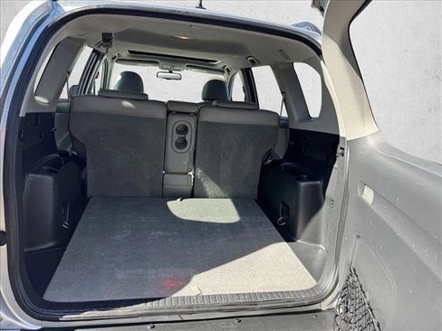Used 2010 Toyota RAV4 Limited AWD/4WD image 7