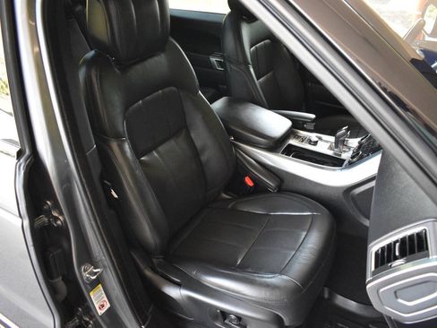 Used 2019 Land Rover Range Rover Sport HSE AWD/4WD image 23