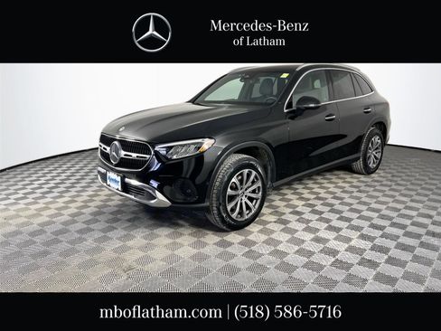Certified 2023 Mercedes-Benz GLC 300 4MATIC image 1