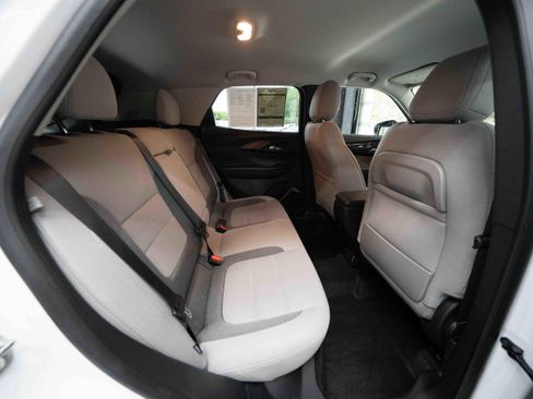 Used 2024 Chevrolet TrailBlazer LT w/ Convenience Package AWD/4WD image 25