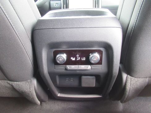 New 2026 GMC Acadia Elevation FWD image 31