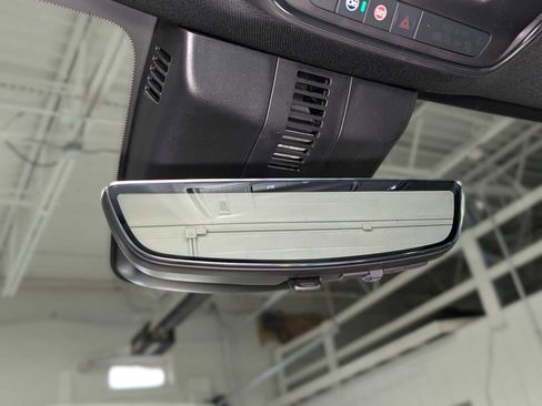 Certified 2025 Buick Enclave Avenir w/ Super Cruise Package image 35