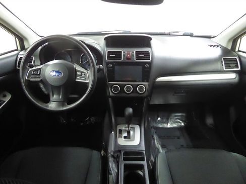 Used 2015 Subaru Crosstrek 2.0i Premium image 9