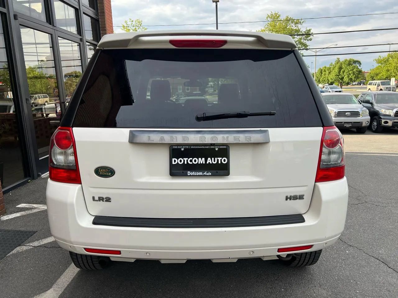 Used 2010 Land Rover LR2 HSE AWD/4WD image 10