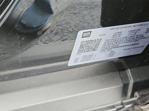 Used 2025 Chevrolet Tahoe LT w/ Comfort Package image 30