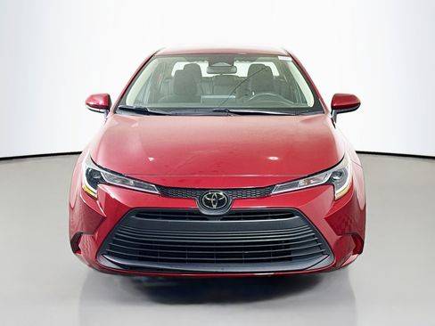 Used 2024 Toyota Corolla LE image 2