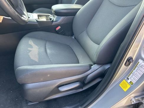 Used 2024 Toyota RAV4 LE image 10