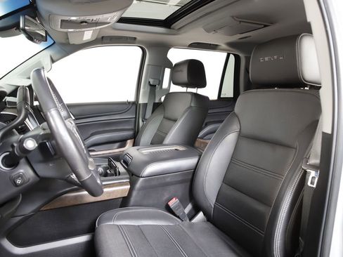 Used 2018 GMC Yukon Denali AWD/4WD image 26