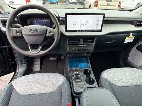 New 2025 Ford Maverick XLT FWD image 18