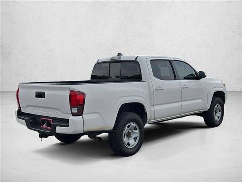 Used 2022 Toyota Tacoma SR w/ SR Convenience Package RWD image 5