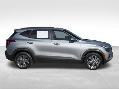 Used 2024 Kia Seltos S FWD image 3