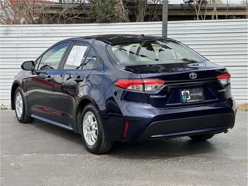 Used 2020 Toyota Corolla LE image 12