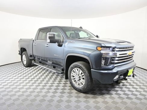 Used 2020 Chevrolet Silverado 3500 High Country w/ Z71 Off-Road Package AWD/4WD image 10