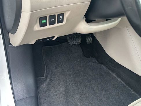 Used 2015 Nissan Sentra SV image 30