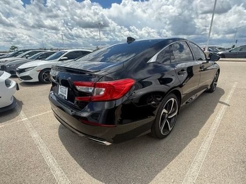 Used 2022 Honda Accord Sport image 4