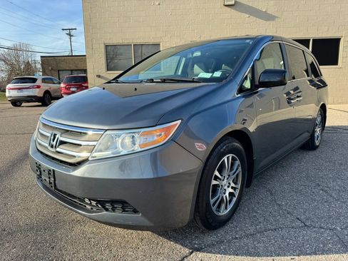 Used 2013 Honda Odyssey EX-L image 3