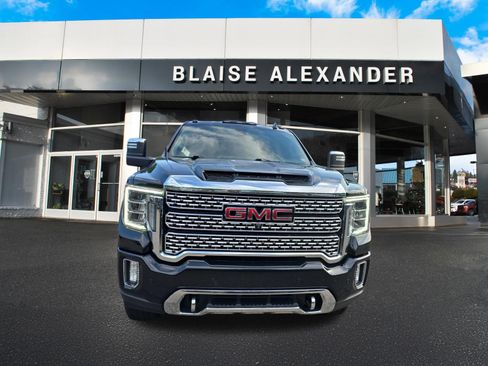 Used 2022 GMC Sierra 3500 Denali AWD/4WD image 8