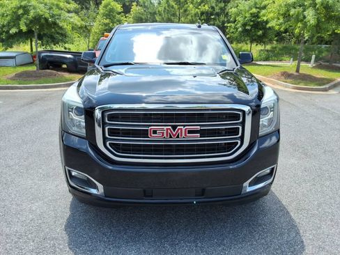 Used 2017 GMC Yukon XL SLT RWD image 2