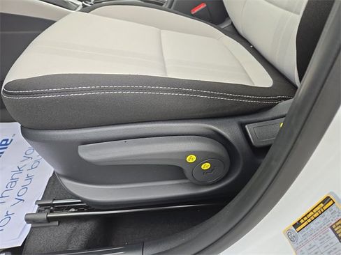 New 2025 Hyundai Venue SEL image 25