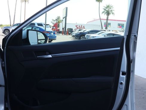 Used 2019 Hyundai Elantra SEL w/ Cargo Package image 33