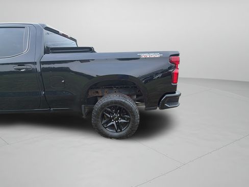 Used 2019 Chevrolet Silverado 1500 Custom Trail Boss w/ Custom Convenience Package AWD/4WD image 28