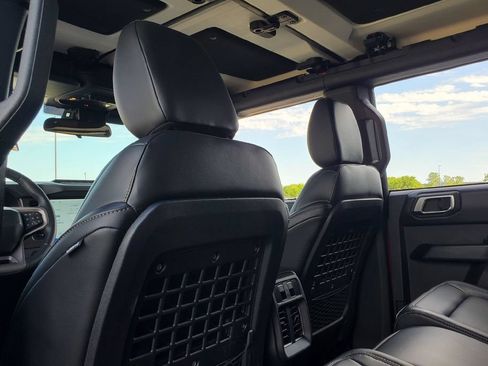 New 2026 Ford Bronco Badlands AWD/4WD image 17