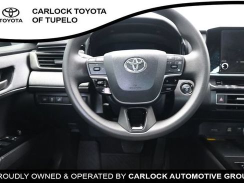 Used 2026 Toyota Camry LE FWD image 28