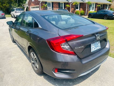 Used 2019 Honda Civic LX image 7